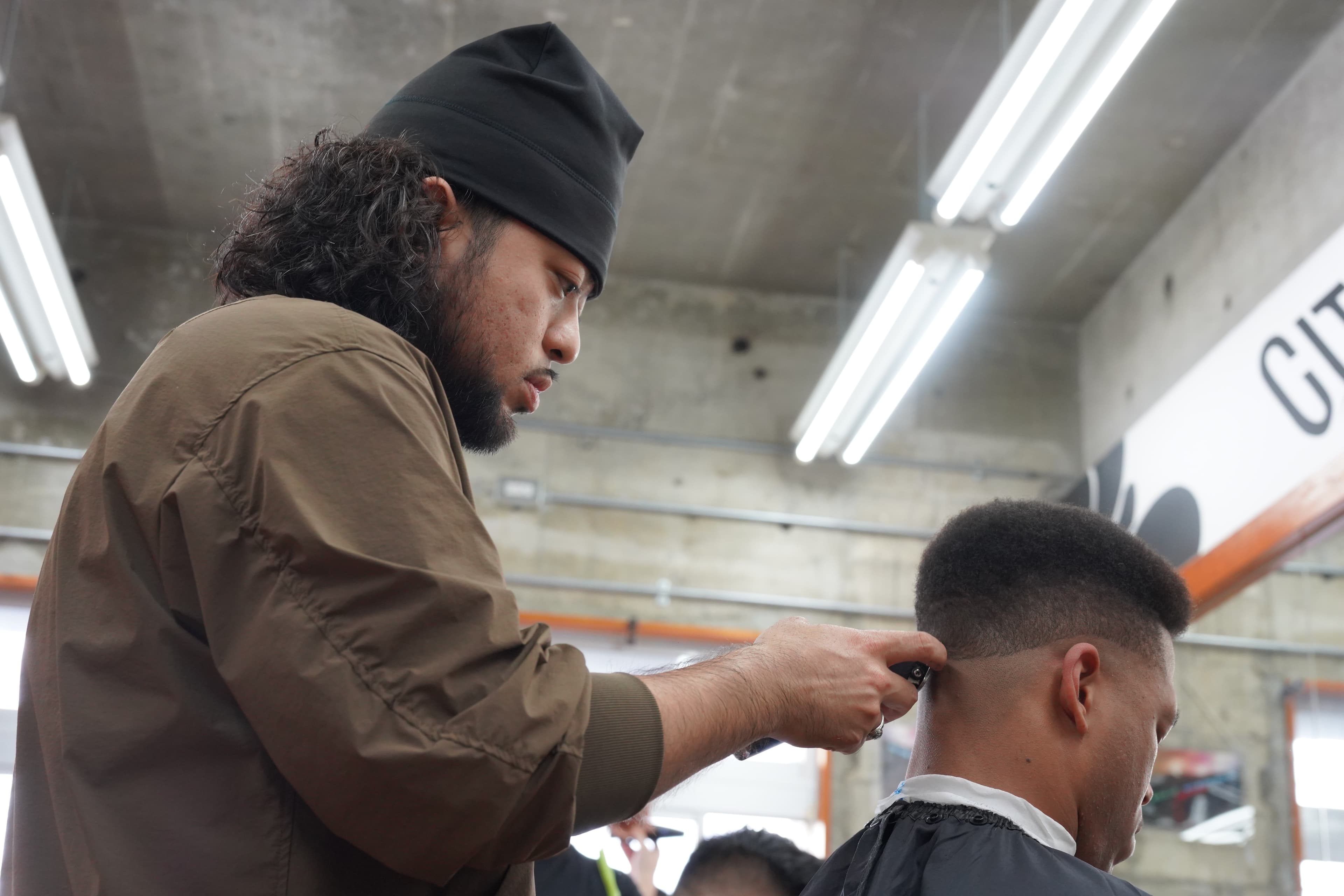 EITO - DSC02258 - New Futenma Barber Shop